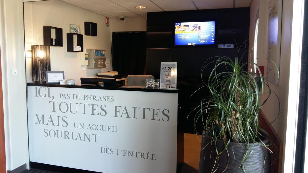 Hotel Kyriad Brive Ouest Екстериор снимка