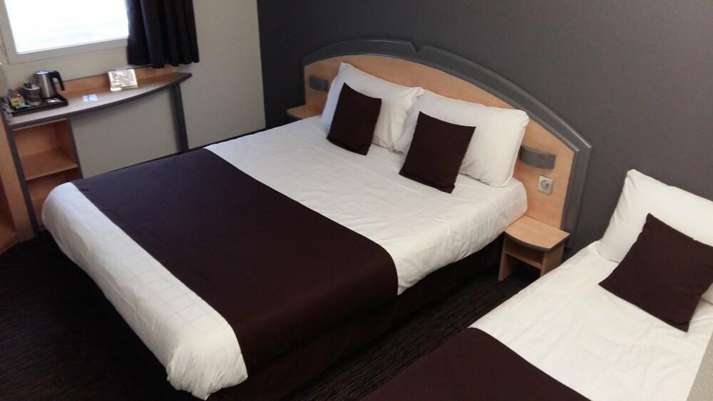 Hotel Kyriad Brive Ouest Екстериор снимка