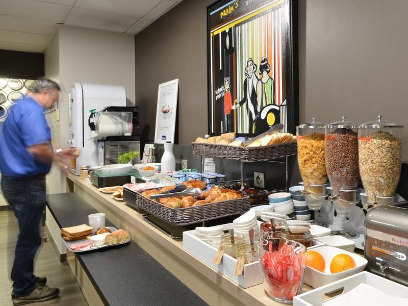 Hotel Kyriad Brive Ouest Екстериор снимка